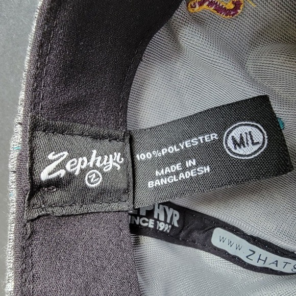 Zephyr 2018‎ Men's NCAA Final Four Kansas, Villanova, Michigan, Loyola Hat M/L - Picture 9 of 10